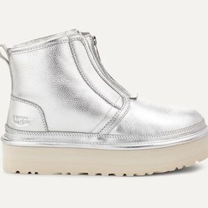 UGG Neumel Silver Boot